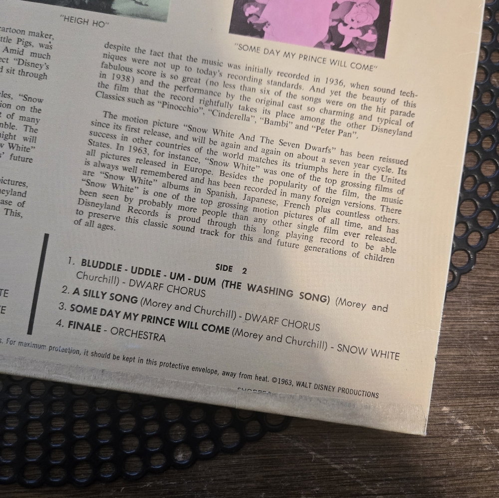 1968 Vintage Walt Disney Snow White and the Seven Dwarfs Vinyl Record Soundtrack - Picture 9 of 11